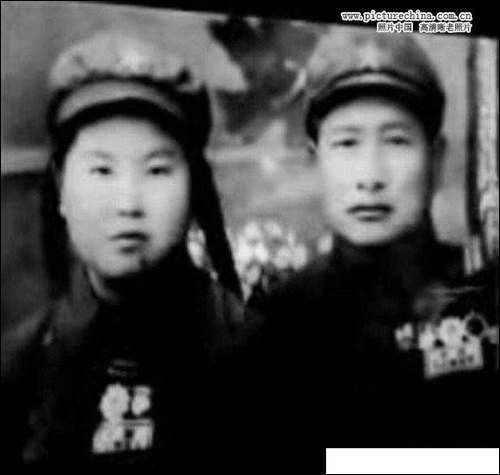 好一个地窝子房-佟文西词-清泉曲-蒋艳琦朱清彦对唱